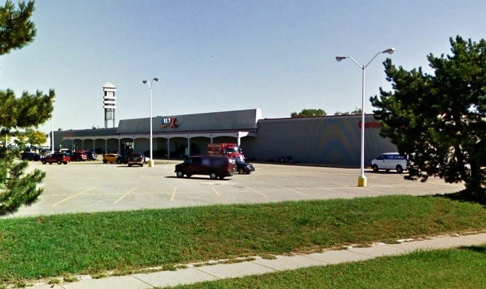 K-Mart (Kmart) - Plymouth - 40855 Ann Arbor Rd (newer photo)